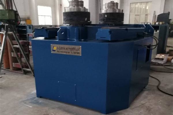 談談法蘭成型機的操作規程